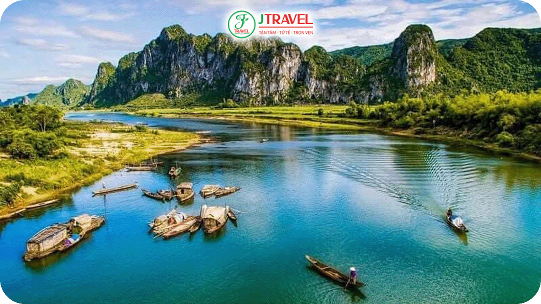 Miền Trung Việt Nam là vùng đất nổi tiếng trong xanh