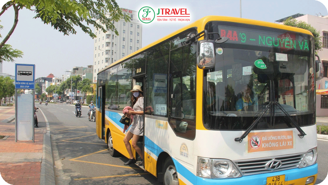 Đà Nẵng có hệ thống xe buýt công cộng phù hợp với những ai muốn tiết kiệm chi phí