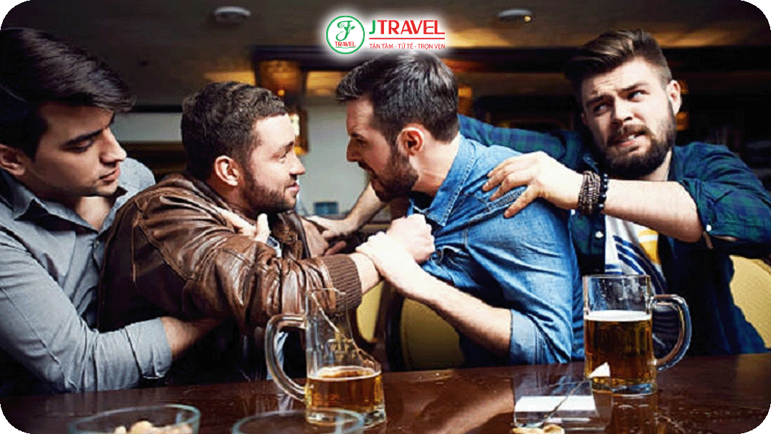 Hạn chế việc uống say và gây ồn ào tại Thổ Nhĩ Kỳ