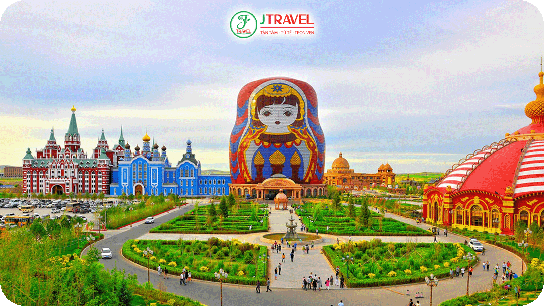 Quảng trường Búp bê Matryoshka biểu tượng du lịch nổi tiếng của Mãn Châu Lý