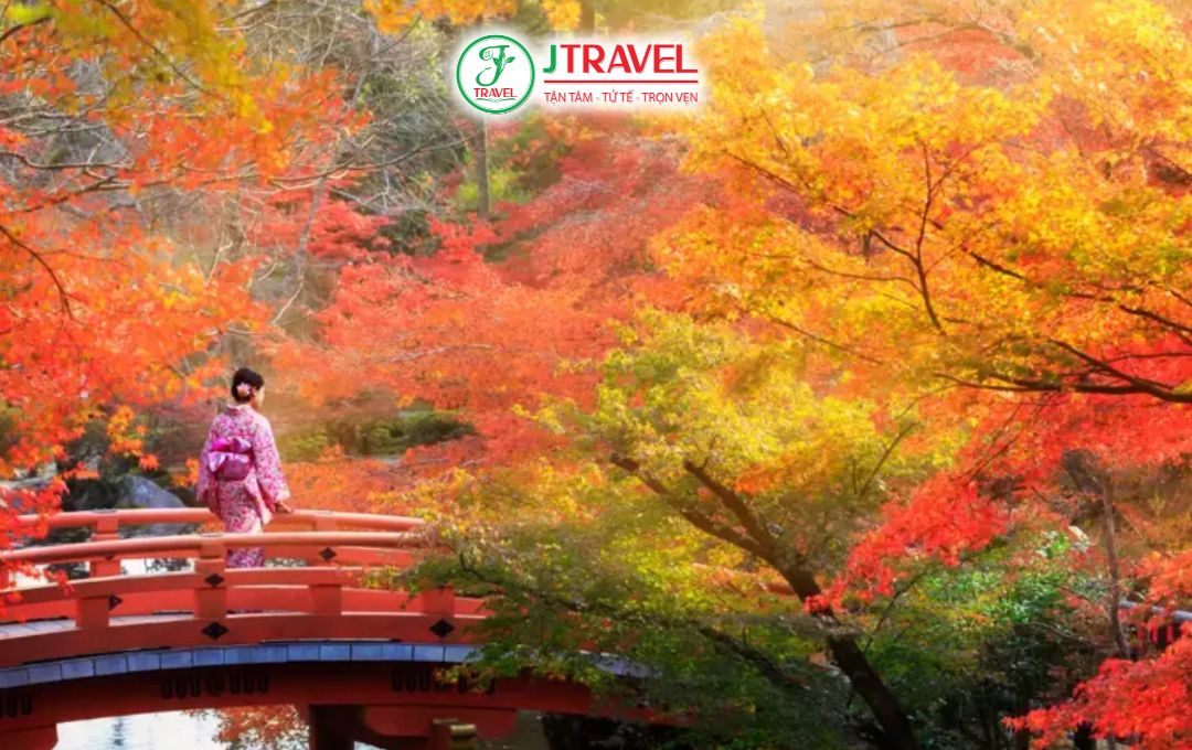 Kyoto mùa lá đỏ