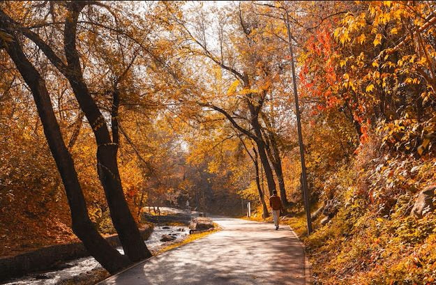 Du lịch Almaty Kazakhstan vào mùa thu