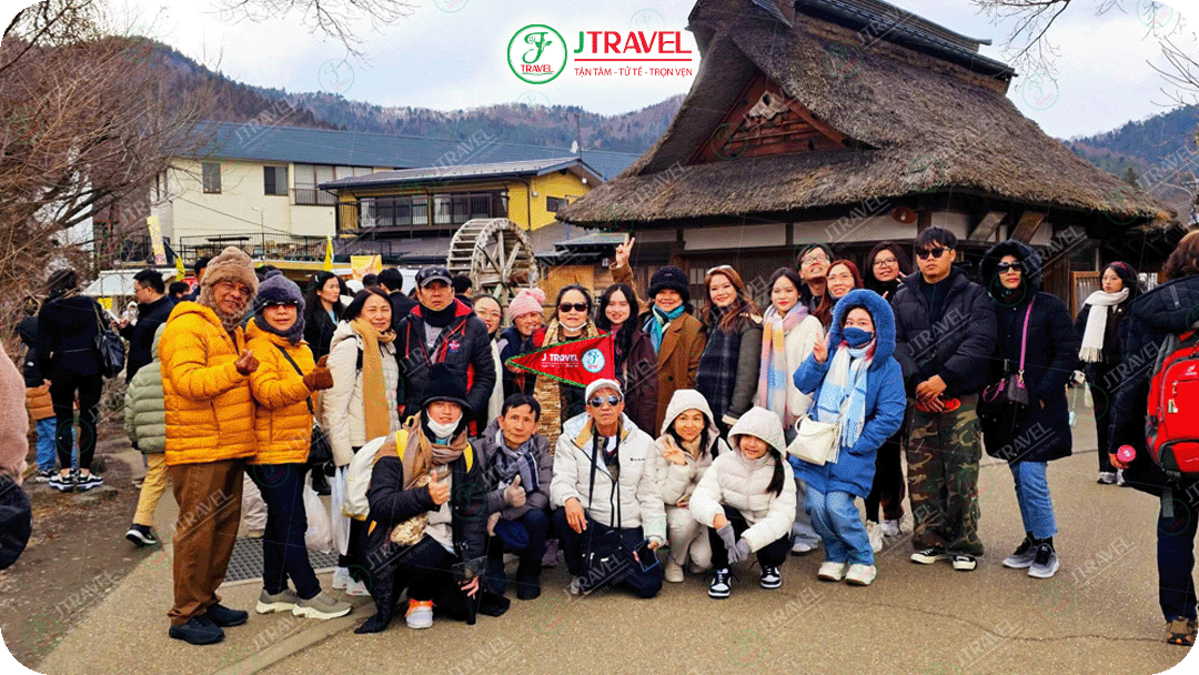 Chuẩn bị quần áo ấm và giày đi bộ khám phá Nhật Bản cùng J Travel