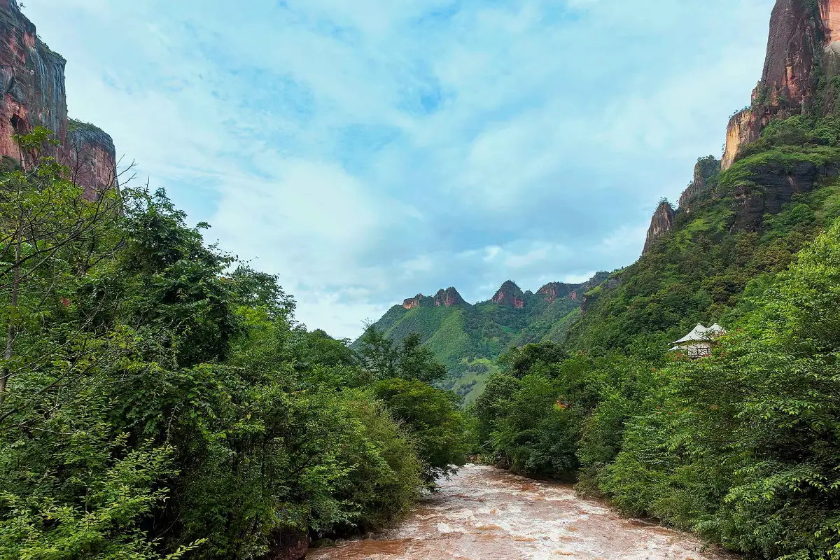Hẻm núi sông Kim Sa ở Vân Nam