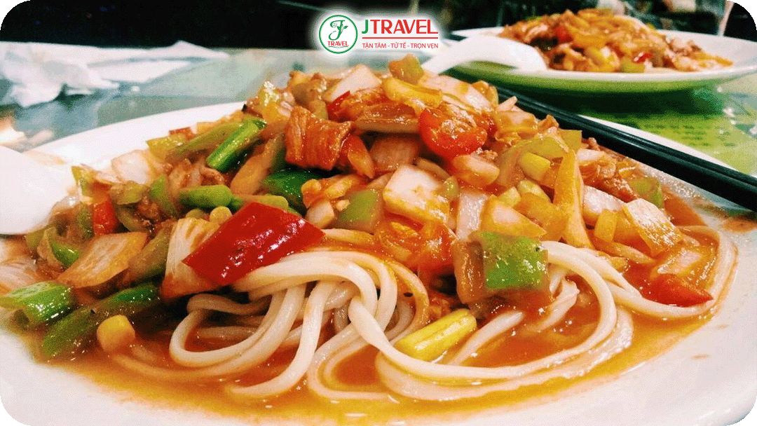 Mì Laghman – Mì kéo tay truyền thống