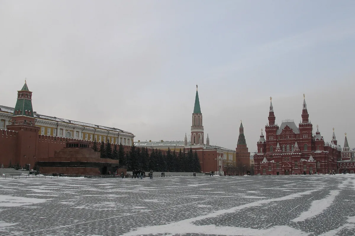 Quảng trường Đỏ phủ tuyết mùa đông, Moscow