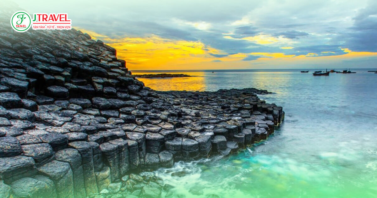 Du lịch Phú Yên mùa mưa