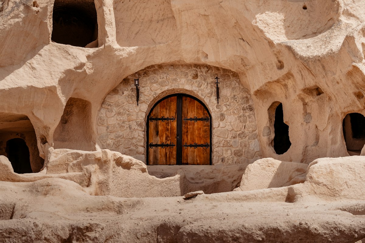 Phòng nghỉ trong vách đá ở Cappadocia