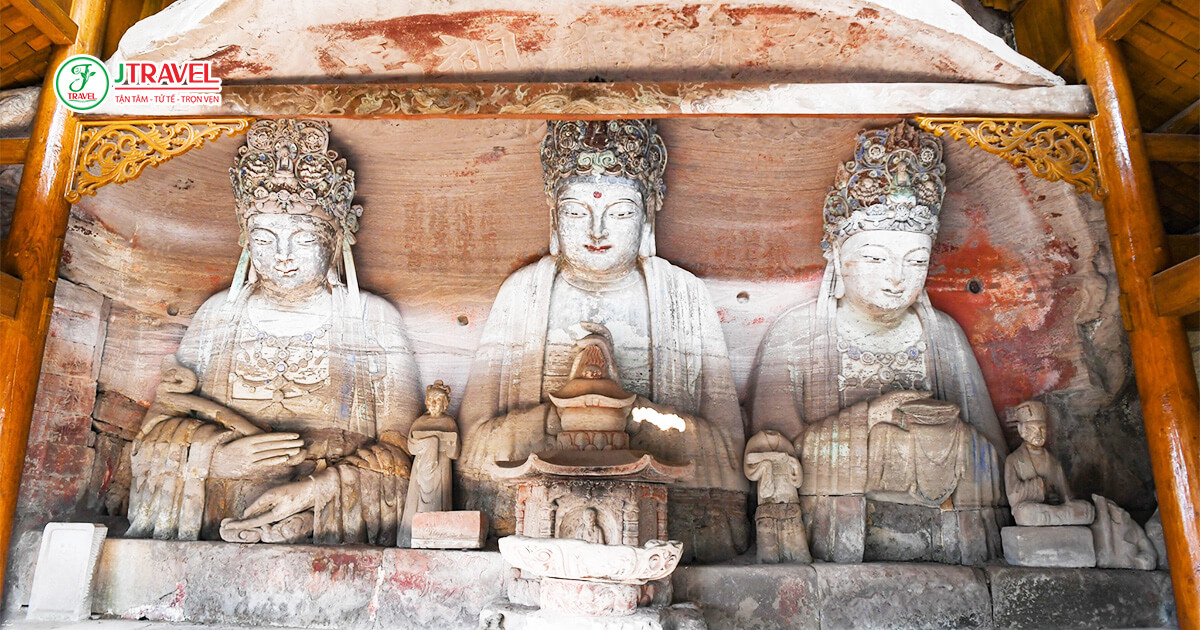 Núi Nam Sơn (Nanshan) tập trung các tác phẩm khắc từ thời nhà Tống (thế kỷ 12