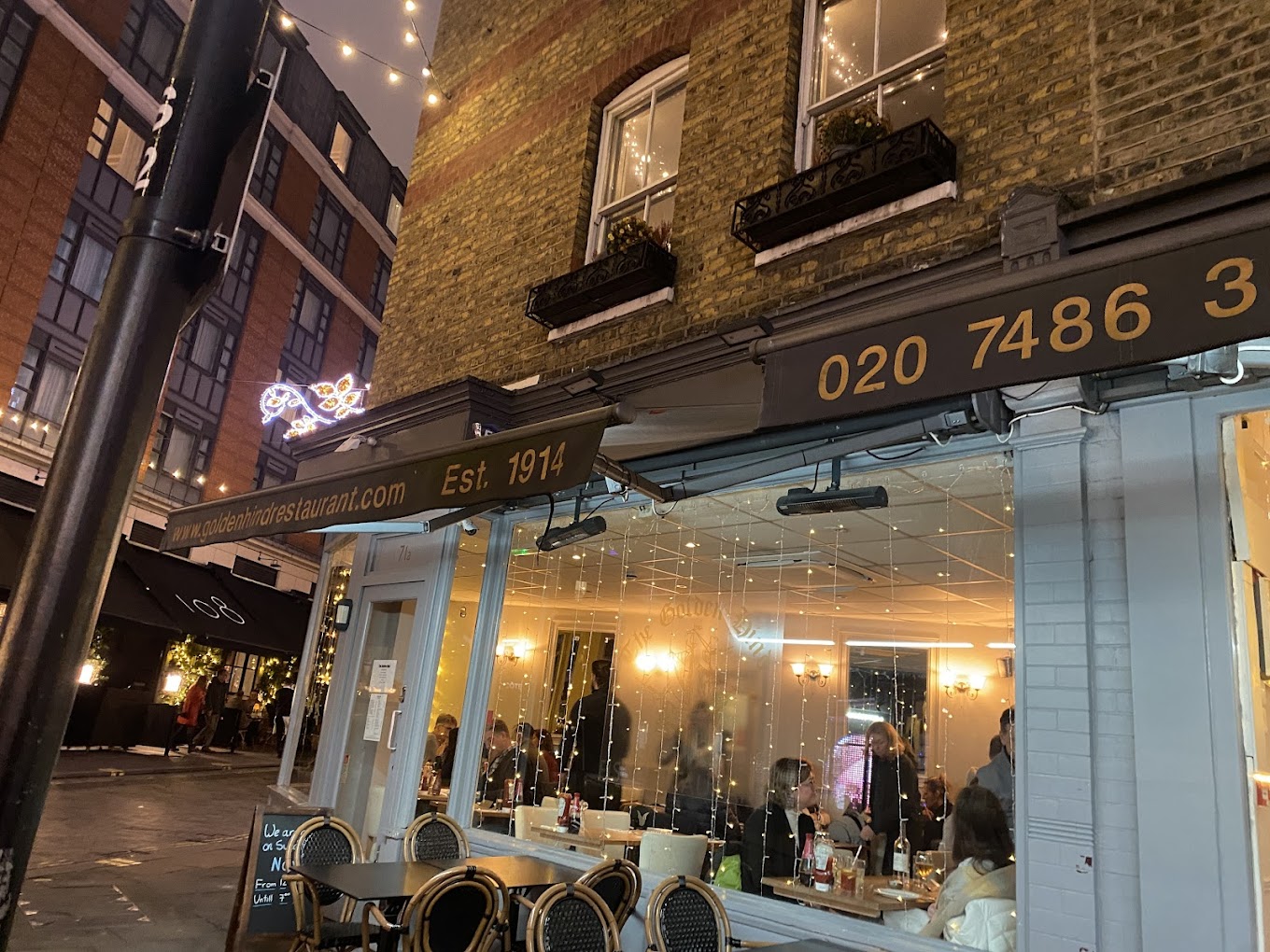 The Golden Hind – London quán lâu đời, nằm gần khu Oxford Circus (ảnh internet)
