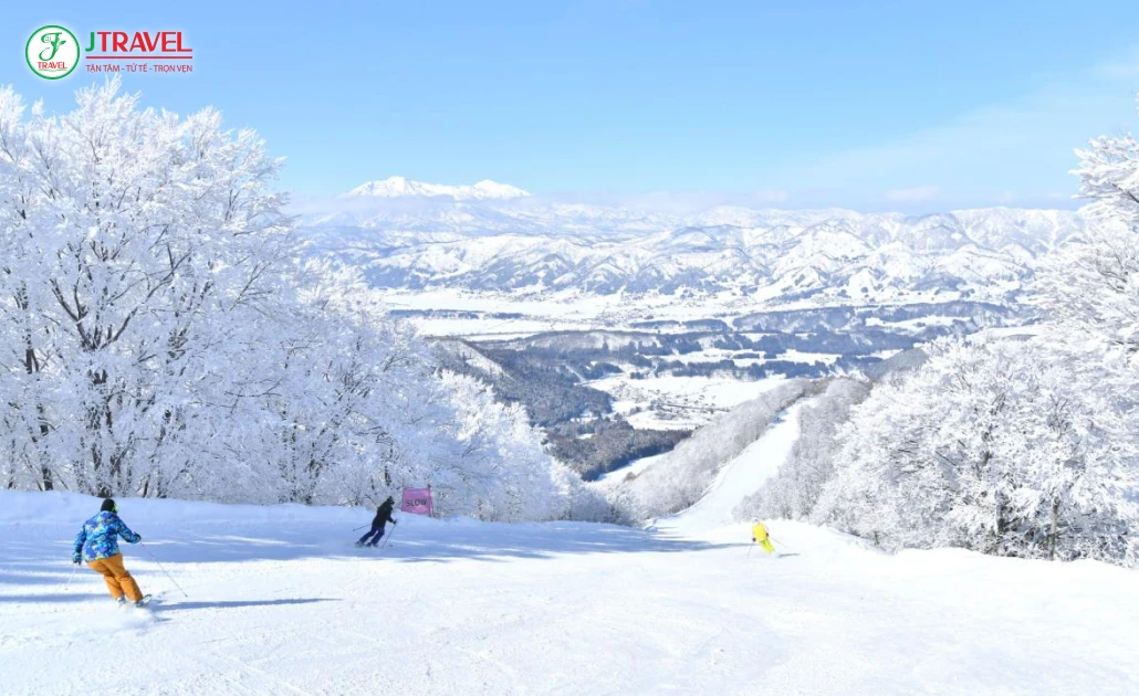 Khu trượt tuyết Nozawa Onsen Nhật Bản