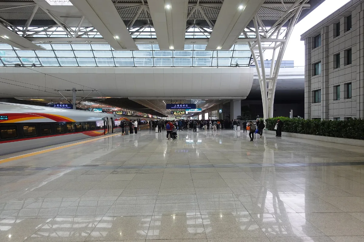 Tàu cao tốc tại ga Hồng Kiều, Thượng Hải