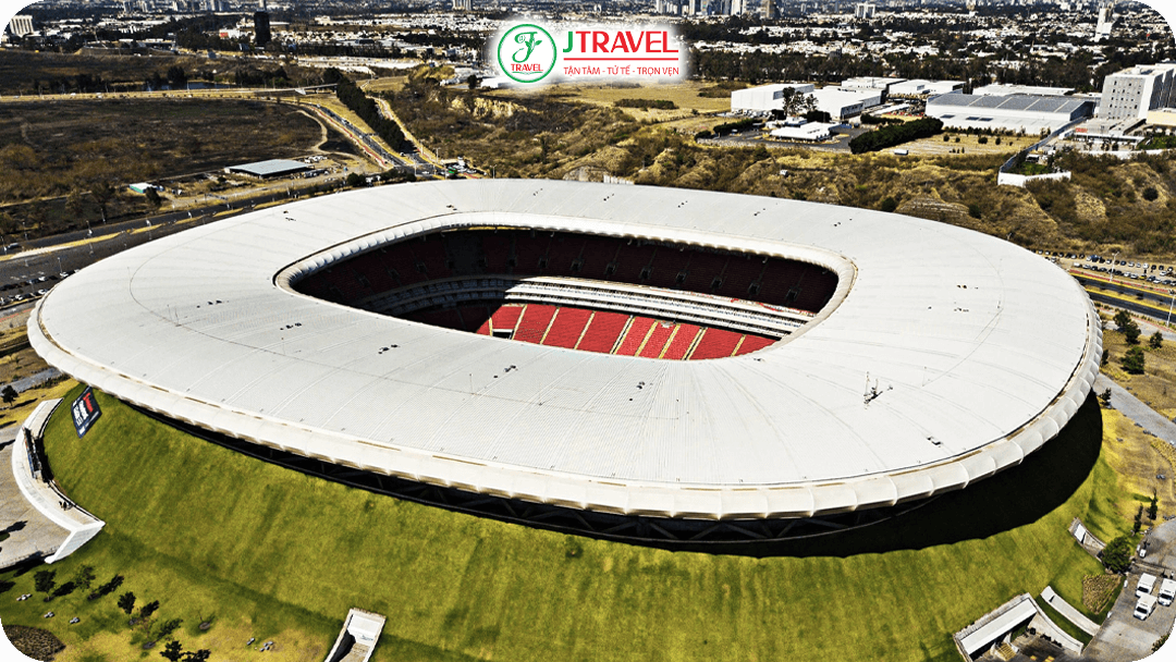Estadio Akron được khánh thành năm 2010 với sức chứa 48.071 chỗ