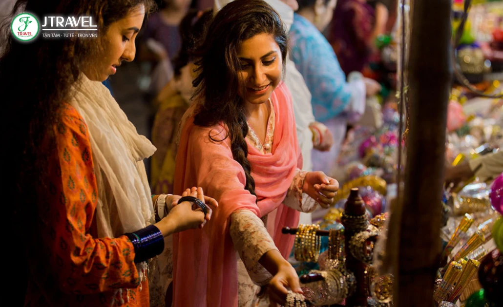 Trải nghiệm lễ hội và phong tục bản địa tại Pakistan