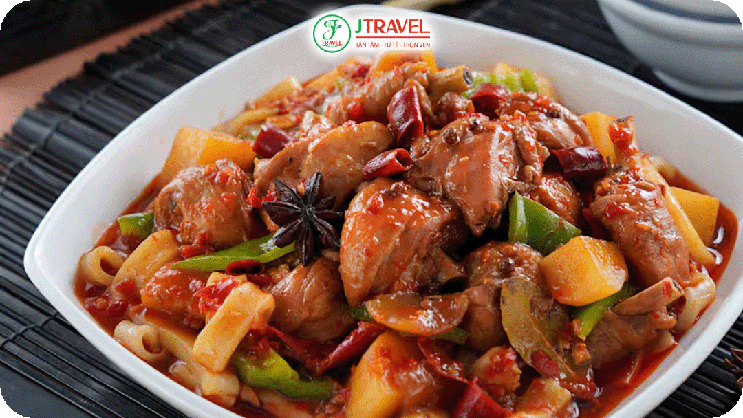 Gà xào cay Đại Bàn Kê – Món ăn nổi tiếng khắp Trung Quốc