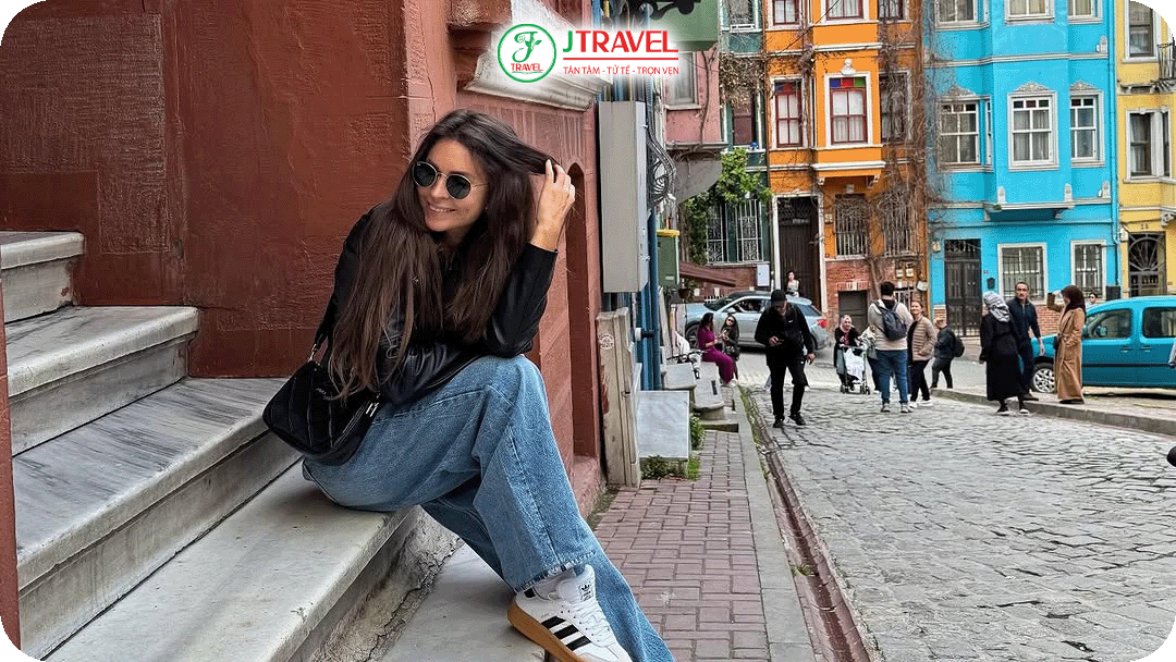 Gợi ý trang phục tham quan phố cổ Balat