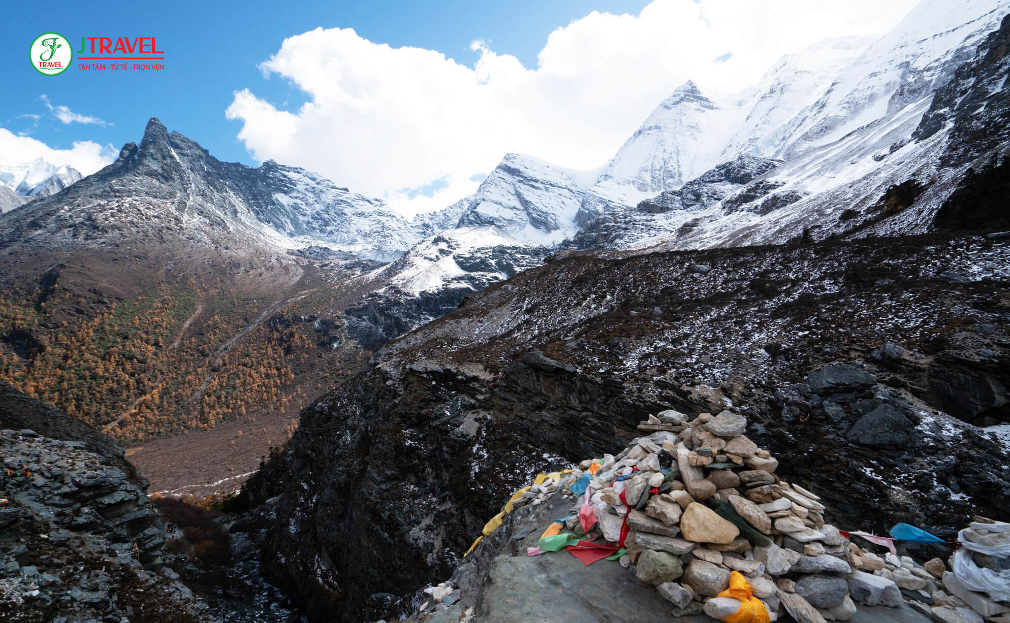 Không nên bay Thẳng Đến Sân Bay Á Đinh Đạo Thành