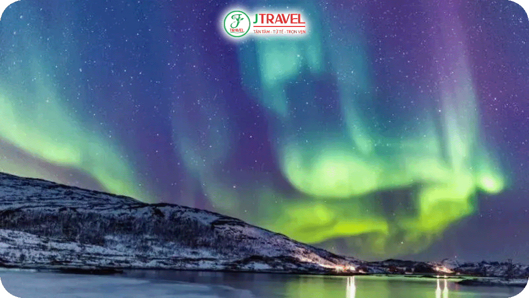 Hắc Long Giang   có đường chân trời rộng và phẳng giúp quan sát bầu trời từ nhiều góc độ