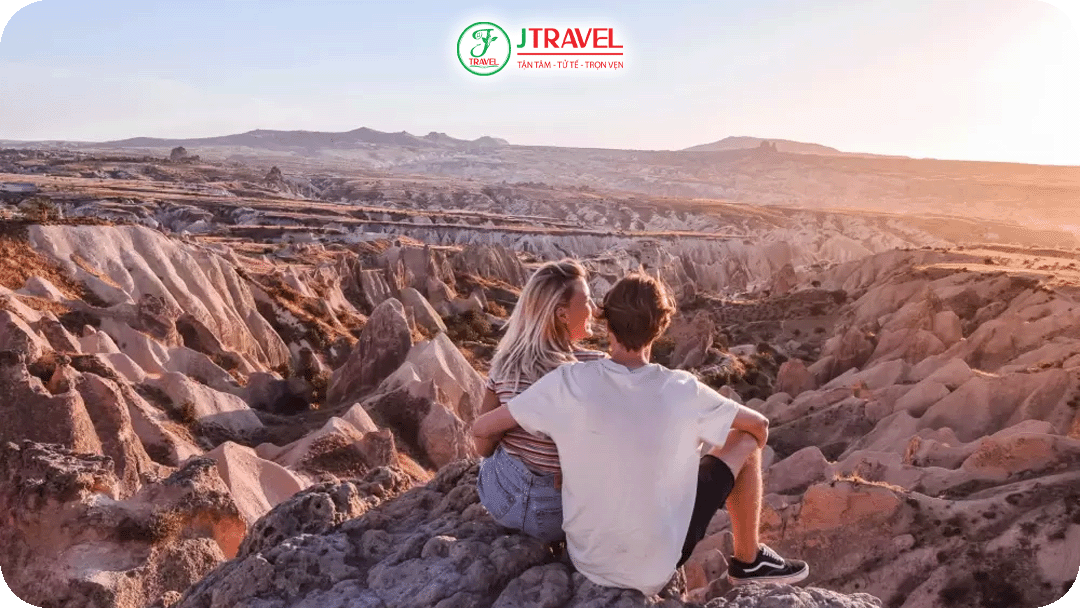 Rose Valley - nét hồng lãng mạn của thiên nhiên kỳ vĩ