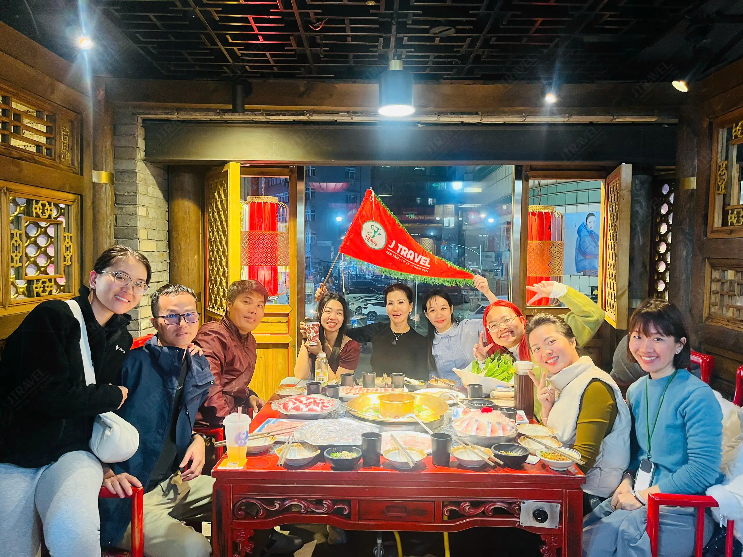 J Travel tự tin là công ty tổ chứ tour Á Đinh chất lượng
