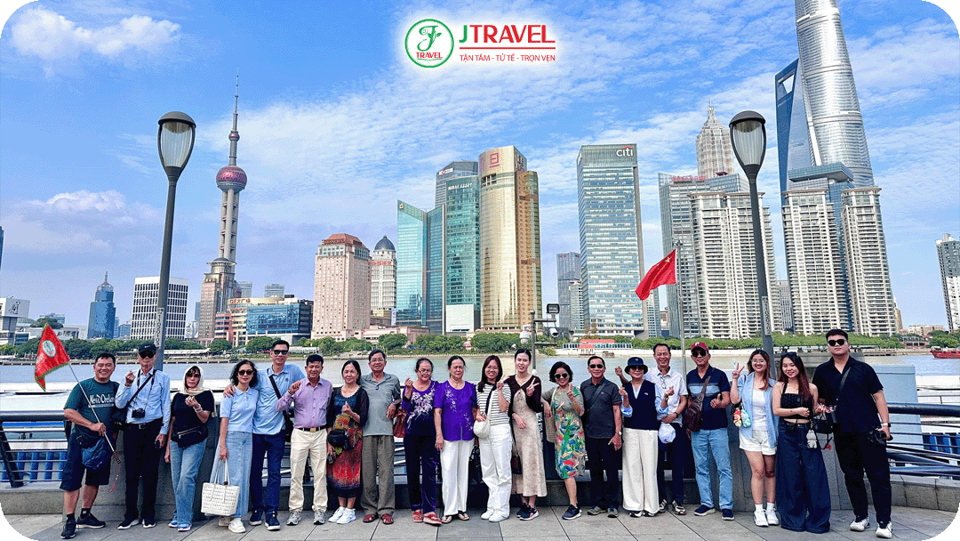 Buổi sáng dạo quanh Thượng Hải và checkin tháp truyền hình