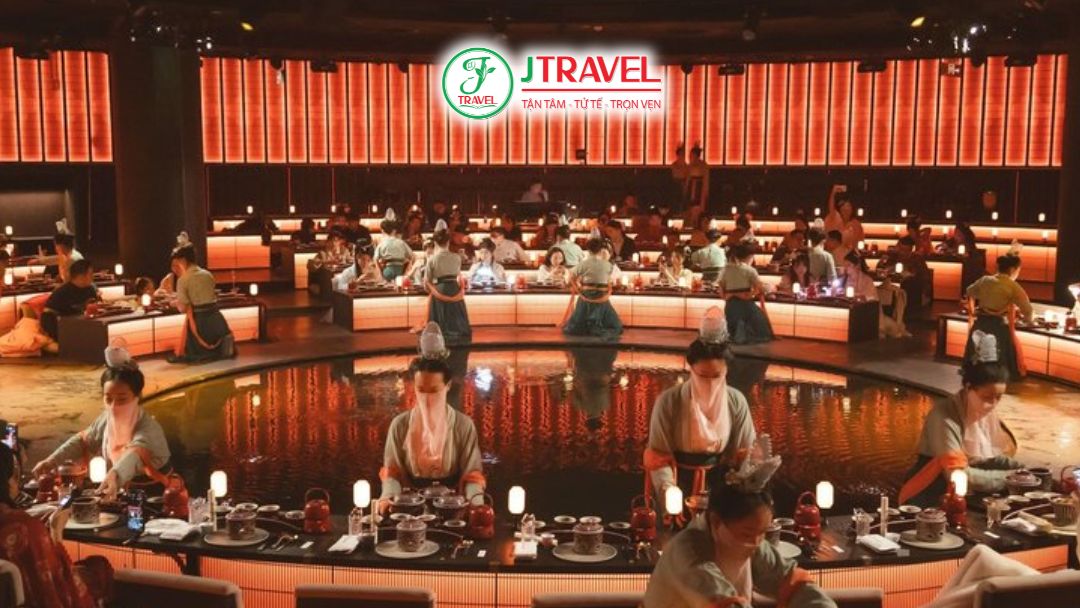 Sân khấu 360 độ tại tiệc cung yến Hàng Châu với tầm nhìn toàn cảnh