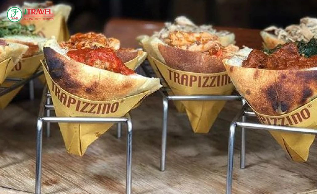 Trapizzino món ăn vặt Rome được người địa phương và du khách yêu thích