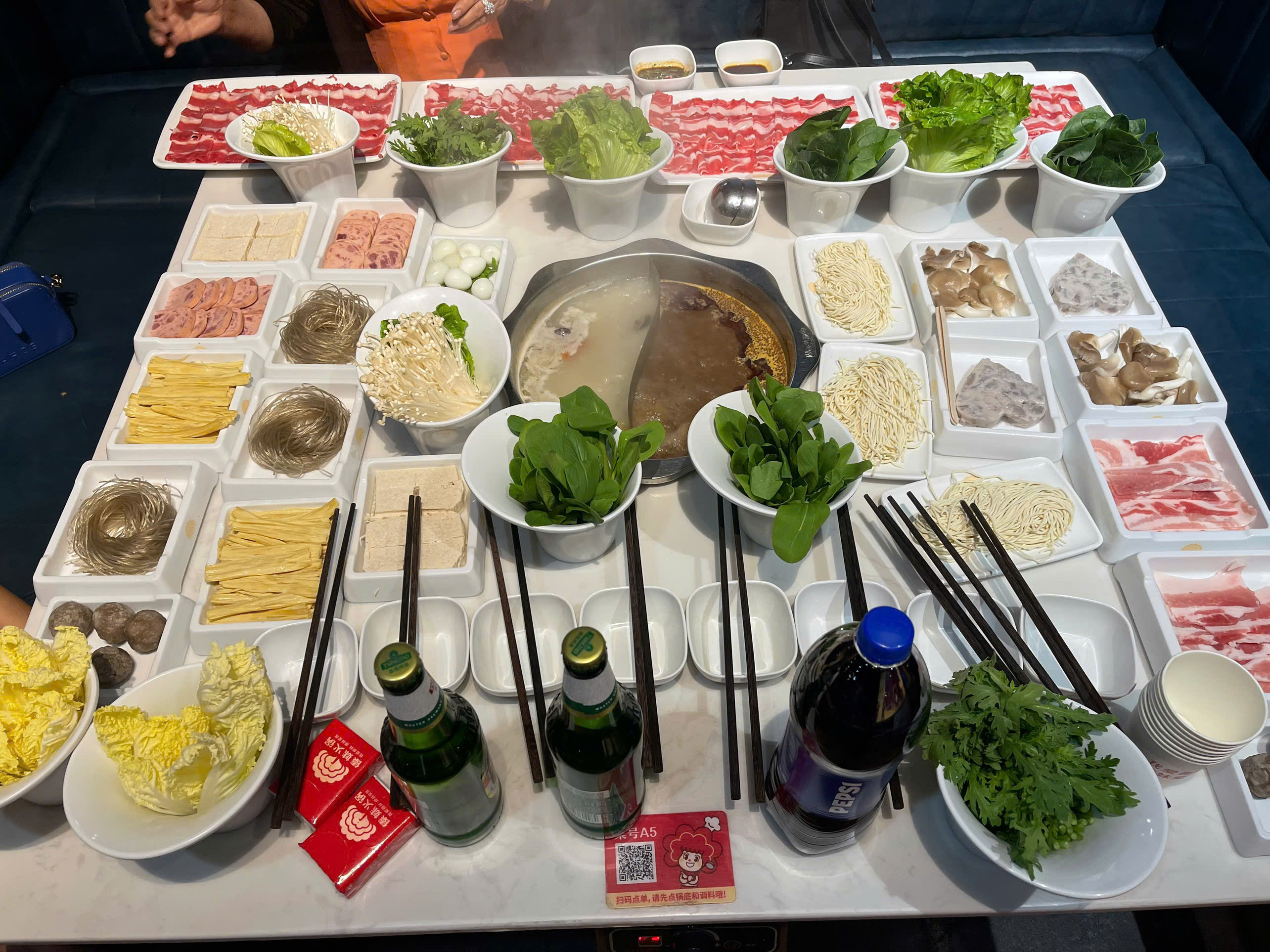 Bữa lẩu tặng kèm