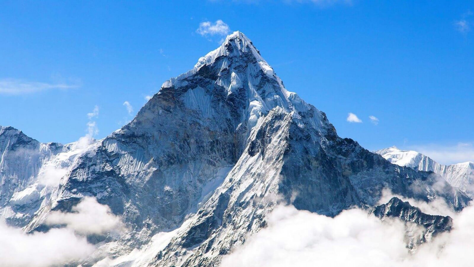Đỉnh Everest (ảnh internet)