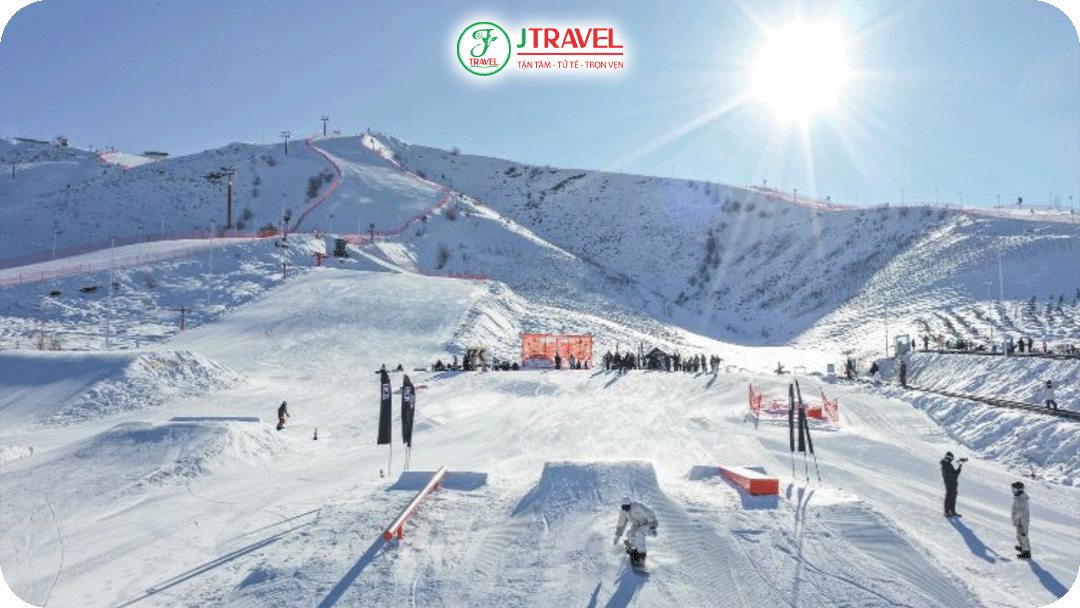 Gia Cô Sơn có hệ thống 43 đường trượt với độ dài và độ dốc khác nhau