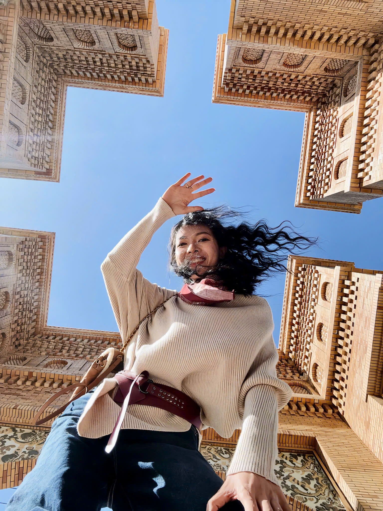 Du khách JTRAVEL tham quan Thành cổ Kashgar