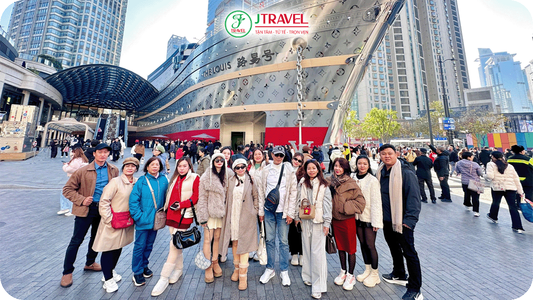 Thượng Hải đặc biệt phù hợp với những ai yêu thích sự sôi động, hiện đại