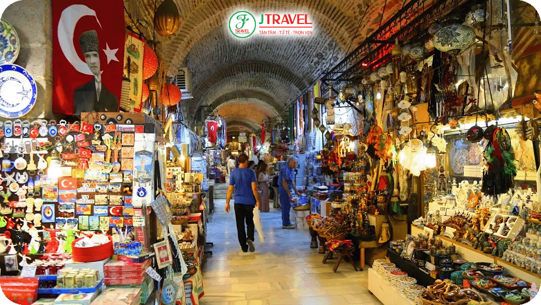 Chợ cổ Kemeraltı Izmir – điểm mua sắm và khám phá văn hóa lâu đời ở Thổ Nhĩ Kỳ