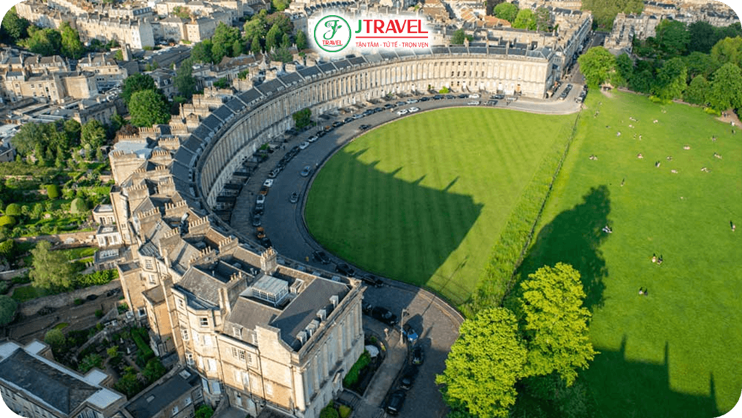 Royal Crescent – Tuyệt tác kiến trúc Georgian giữa lòng Bath