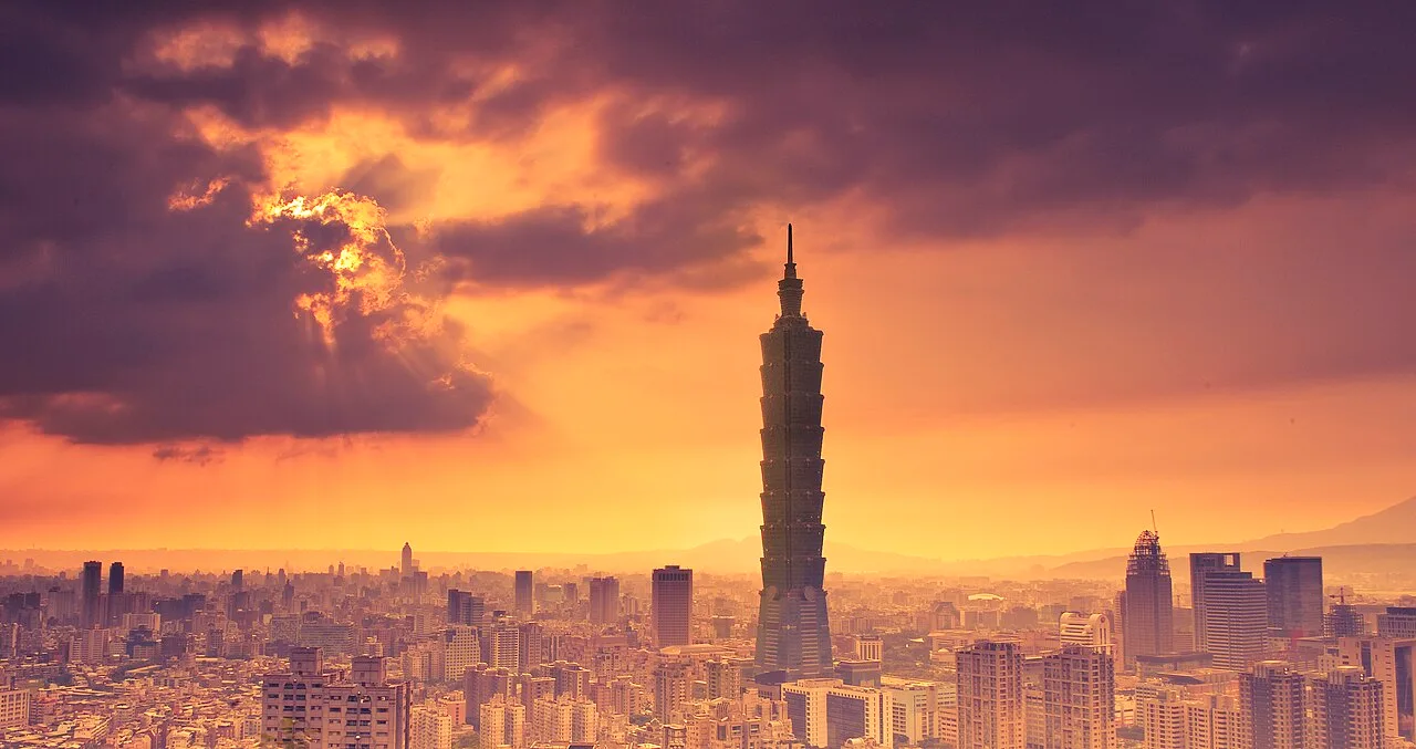 Tháp Taipei 101, có visa Mỹ đi Đài Loan bằng giấy phép điện tử