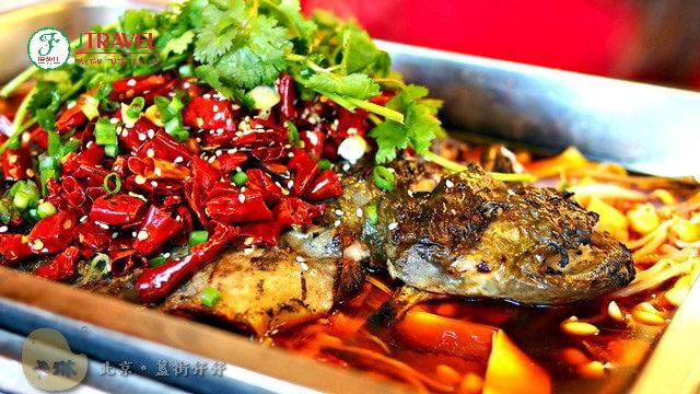 Cá Nướng Đông Ba (东巴烤鱼)