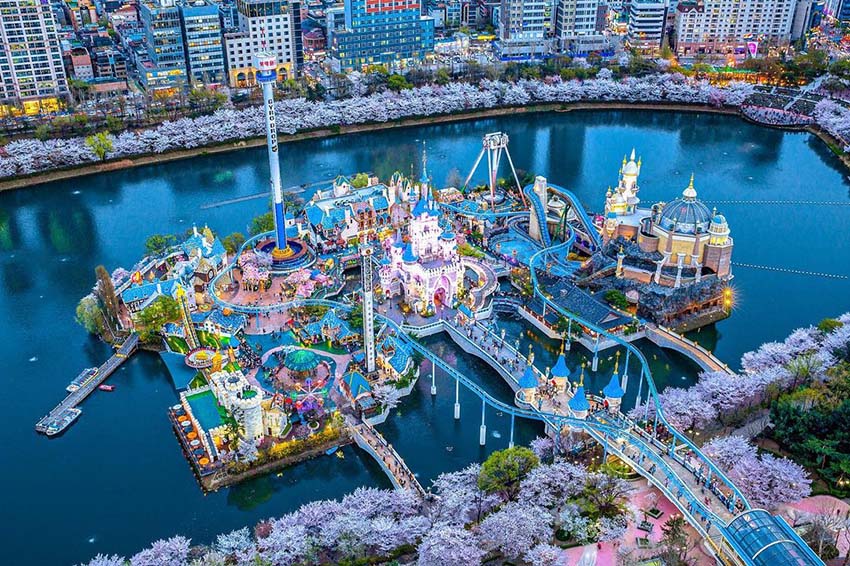 Lotte World