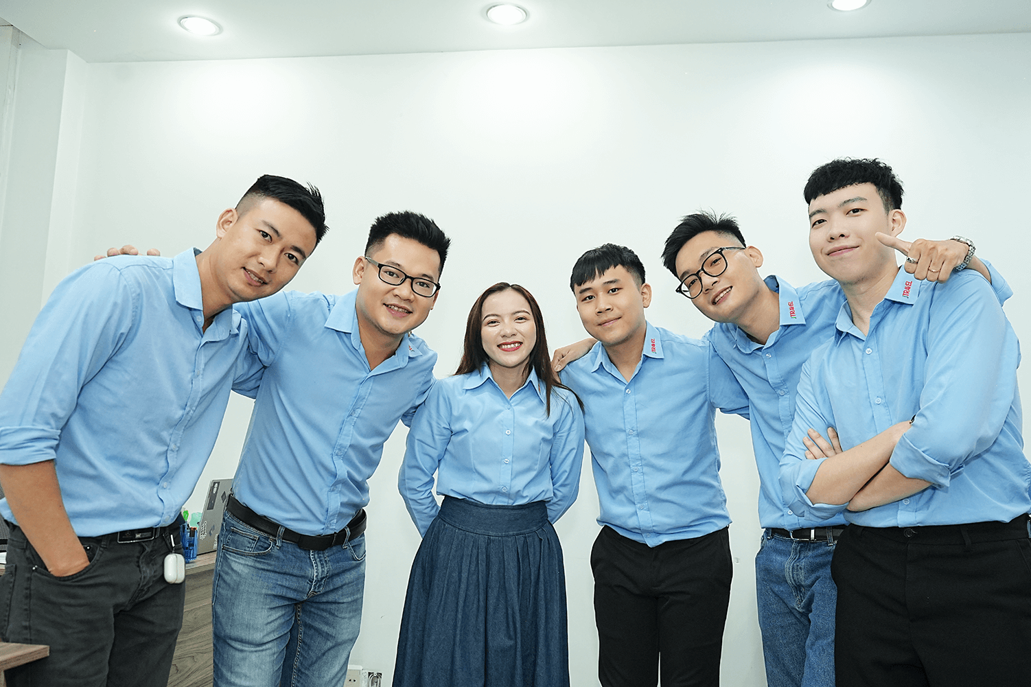 Hướng Dẫn Viên J Travel
