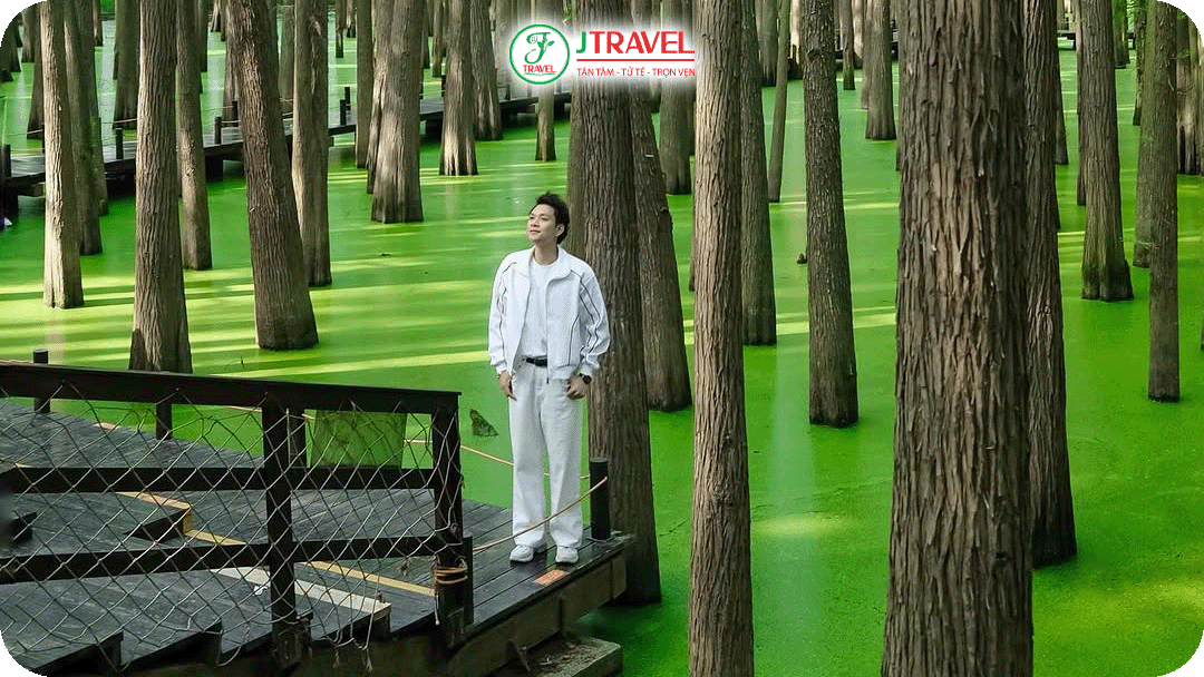 hồ Thanh Sơn là thiên đường sống ảo của giới trẻ