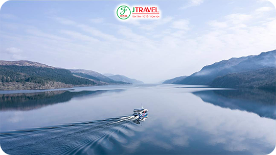 Trải nghiệm du thuyền Loch Ness ở Inverness