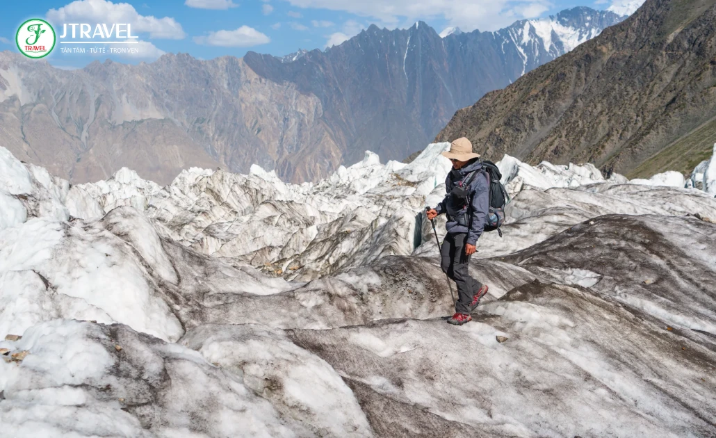 Lưu ý sức khỏe khi du lịch Pakistan tự túc ở vùng núi cao