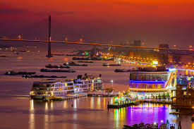 Bến du thuyền Marina