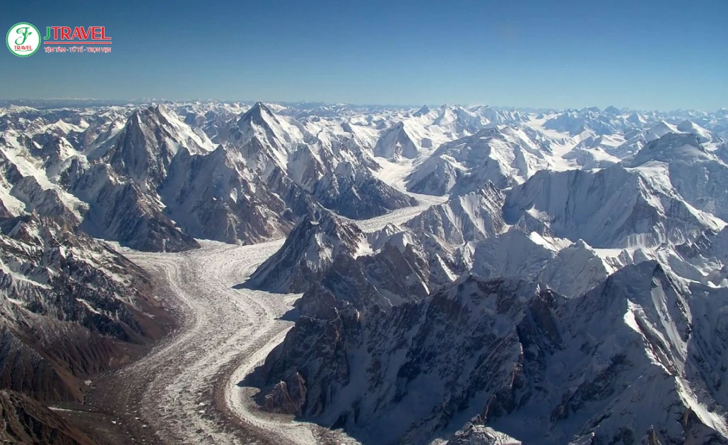 Đỉnh K2 hùng vĩ tại Pakistan