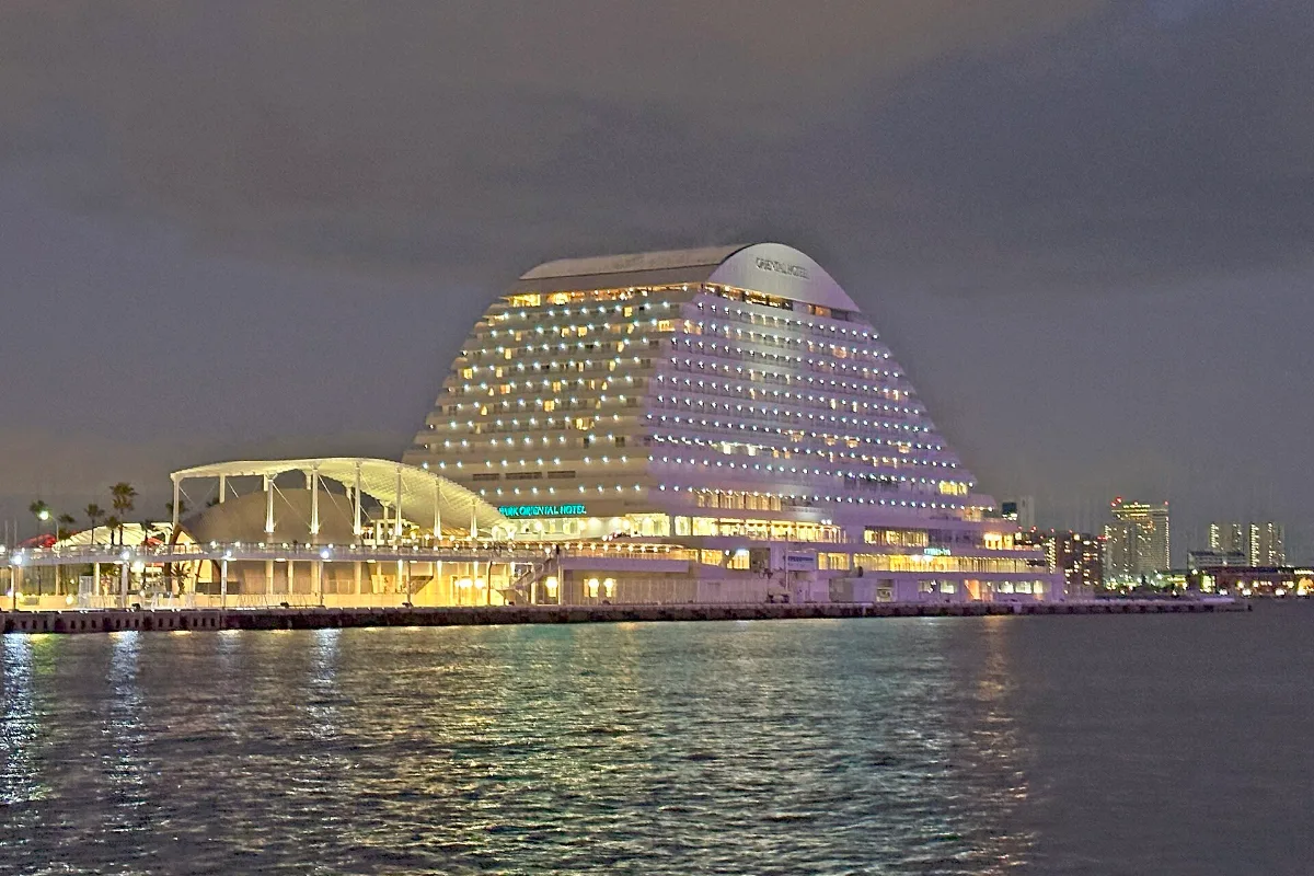 Công viên Meriken Kobe về đêm
