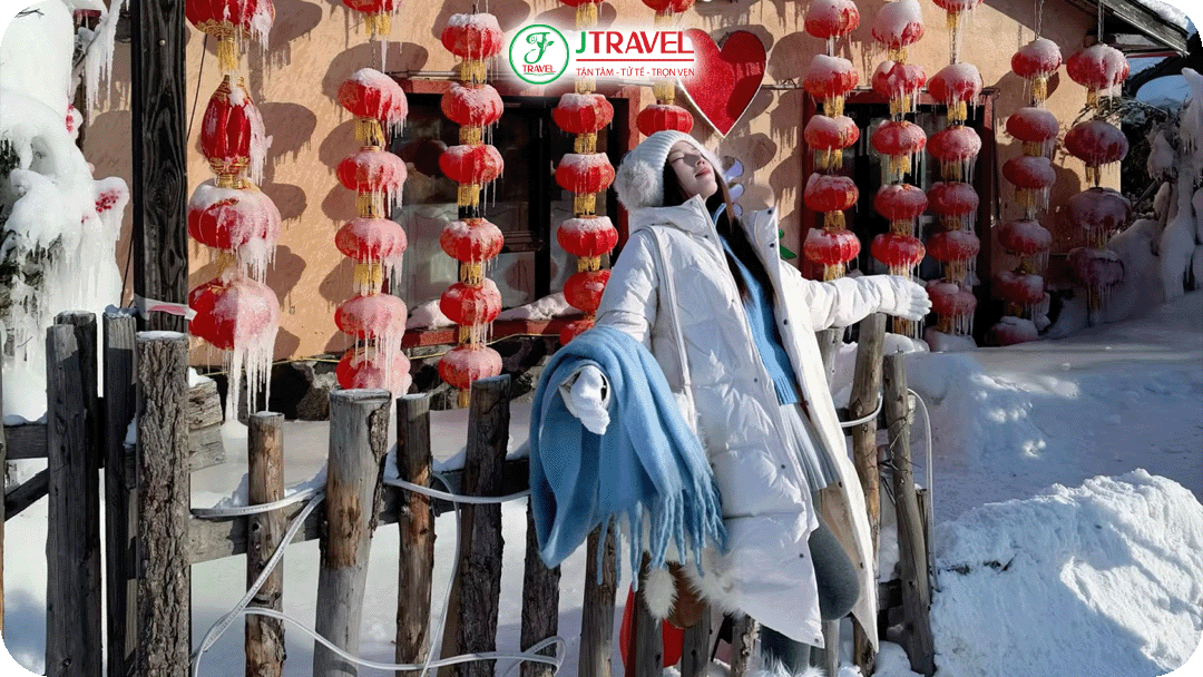 Tạo dáng hòa mình vào không khí mùa đông Cáp Nhĩ Tân