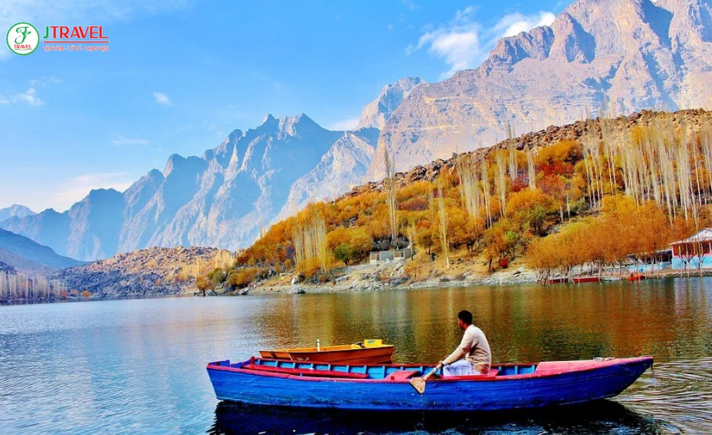 Du khách quốc tế tham quan các điểm du lịch Pakistan an toàn