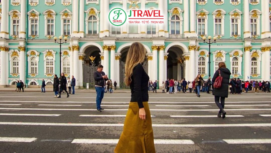 Kinh Nghiệm Chụp Ảnh Và Tham Quan Cung Điện Mùa Đông