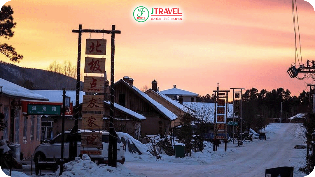 Thôn Bắc Cực là nơi du khách có thể trải nghiệm cảm giác “đặt chân đến điểm cực Bắc”