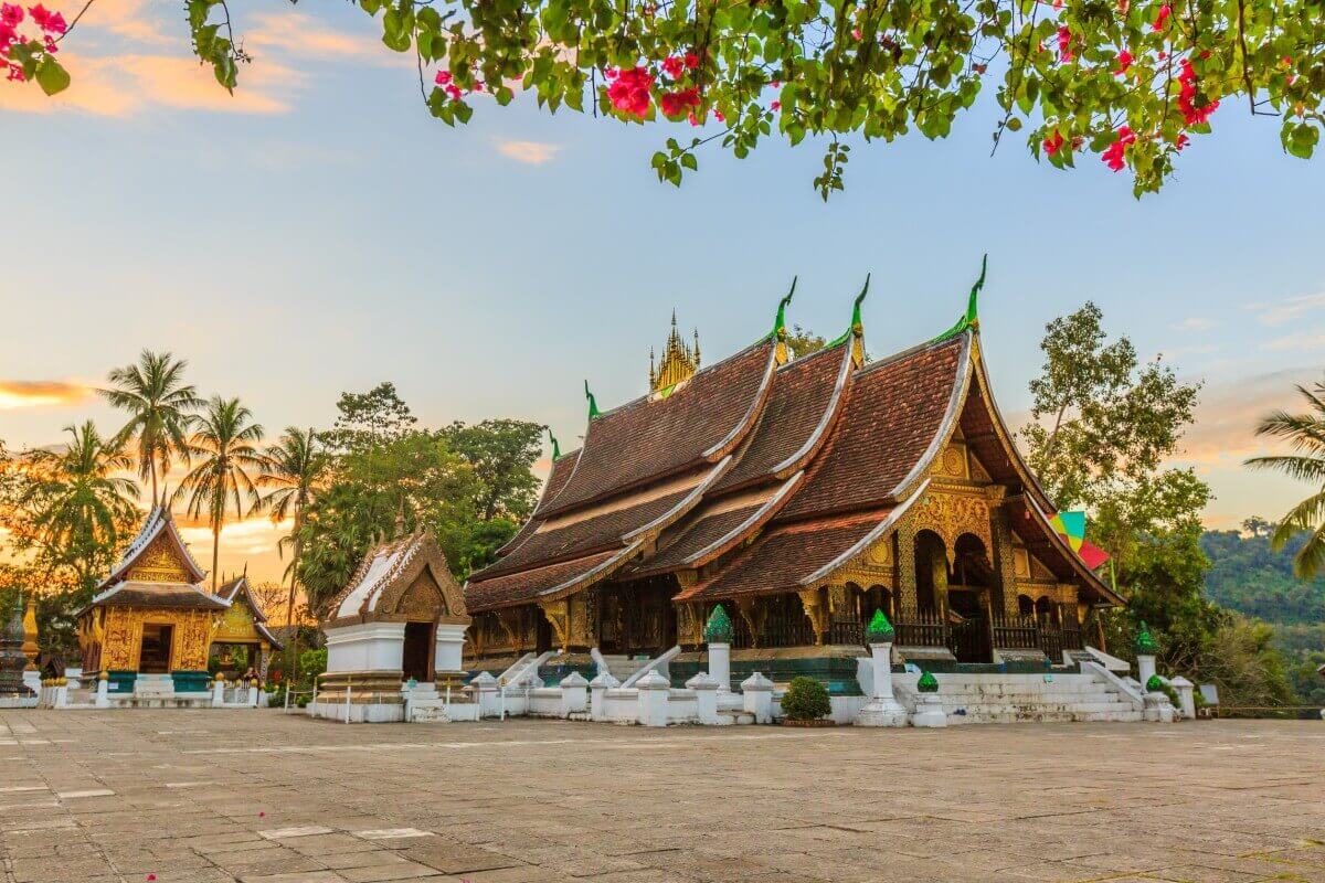 Tour Lào 5N4Đ: Viêng Chăn – Văng Viêng – Luang Prabang
