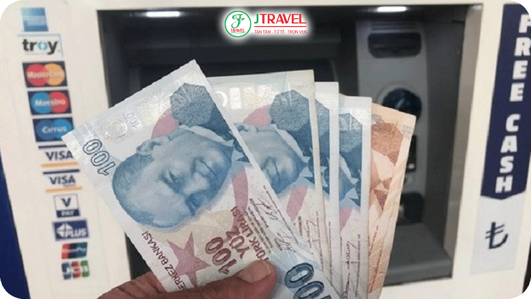 Du khách có thể quy đổi tiền Thổ Nhĩ Kỳ ngay tại sân bay